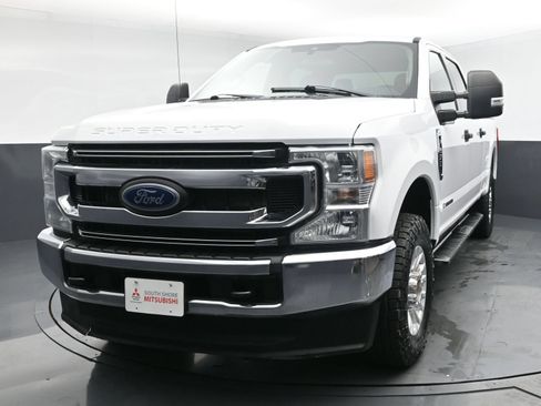 Used 2021 Ford F250 XLT w/ FX4 Off-Road Package AWD/4WD image 1