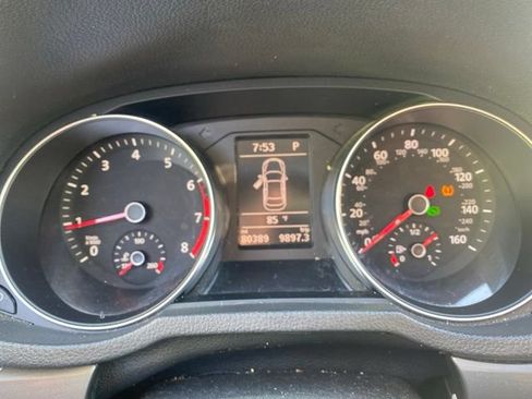 Used 2017 Volkswagen Passat 1.8T R-Line w/ R-Line Lighting Package FWD image 18