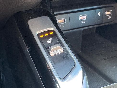 Certified 2023 Kia Sorento SX AWD/4WD image 21