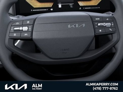 New 2026 Kia K4 FWD image 22