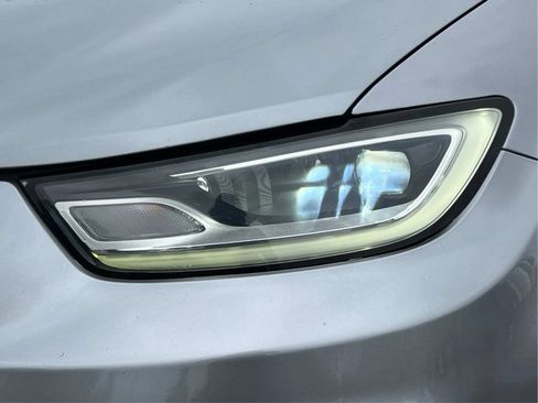 Used 2021 Chrysler Pacifica Limited w/ Premium & Safety Sphere Group AWD/4WD image 33