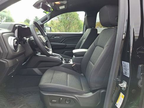 Certified 2024 Chevrolet Colorado LT w/ LT Convenience Package II image 13