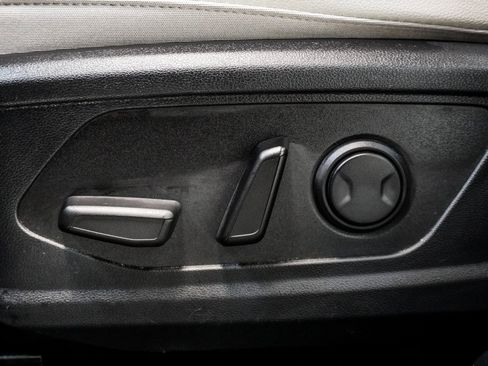 Used 2022 Hyundai Tucson Limited image 7