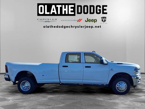 New 2026 RAM 3500 Tradesman image 30