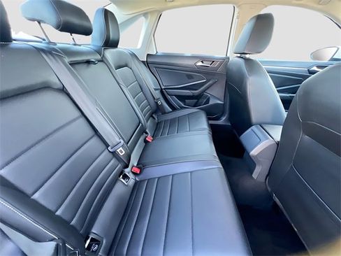Used 2024 Volkswagen Jetta SE image 26