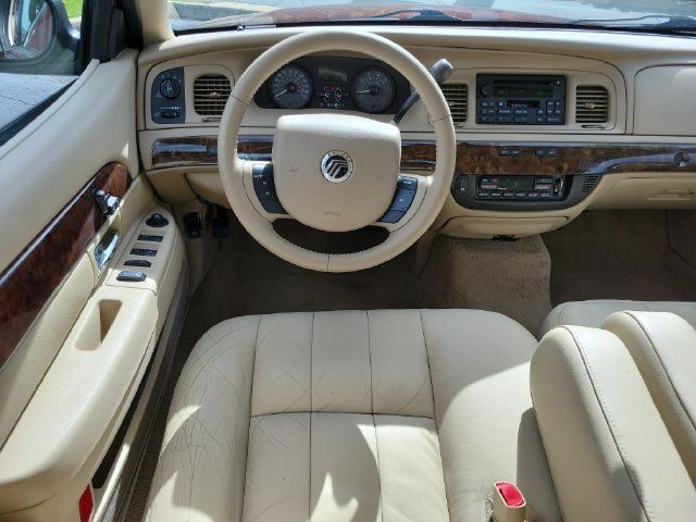 Used 2010 Mercury Grand Marquis LS RWD image 20