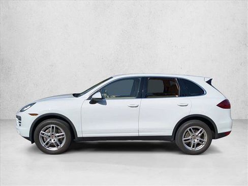 Used 2014 Porsche Cayenne AWD/4WD image 9