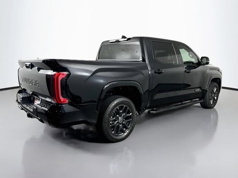 Used 2024 Toyota Tundra Platinum AWD/4WD image 5