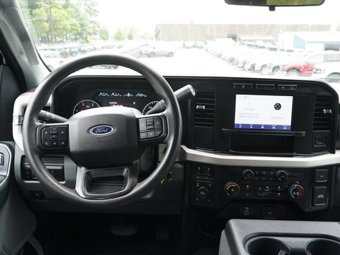 Used 2024 Ford F350 XLT w/ FX4 Off-Road Package AWD/4WD image 10