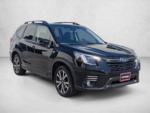 Certified 2022 Subaru Forester Limited AWD/4WD image 3