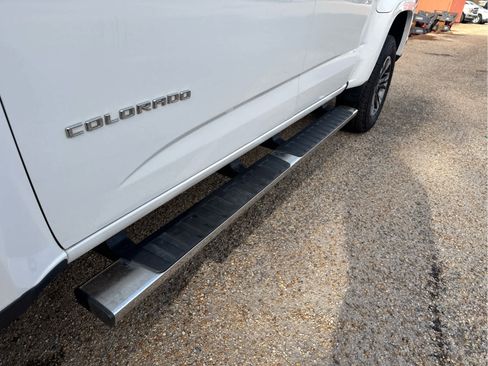 Used 2022 Chevrolet Colorado Z71 w/ Safety Package image 14