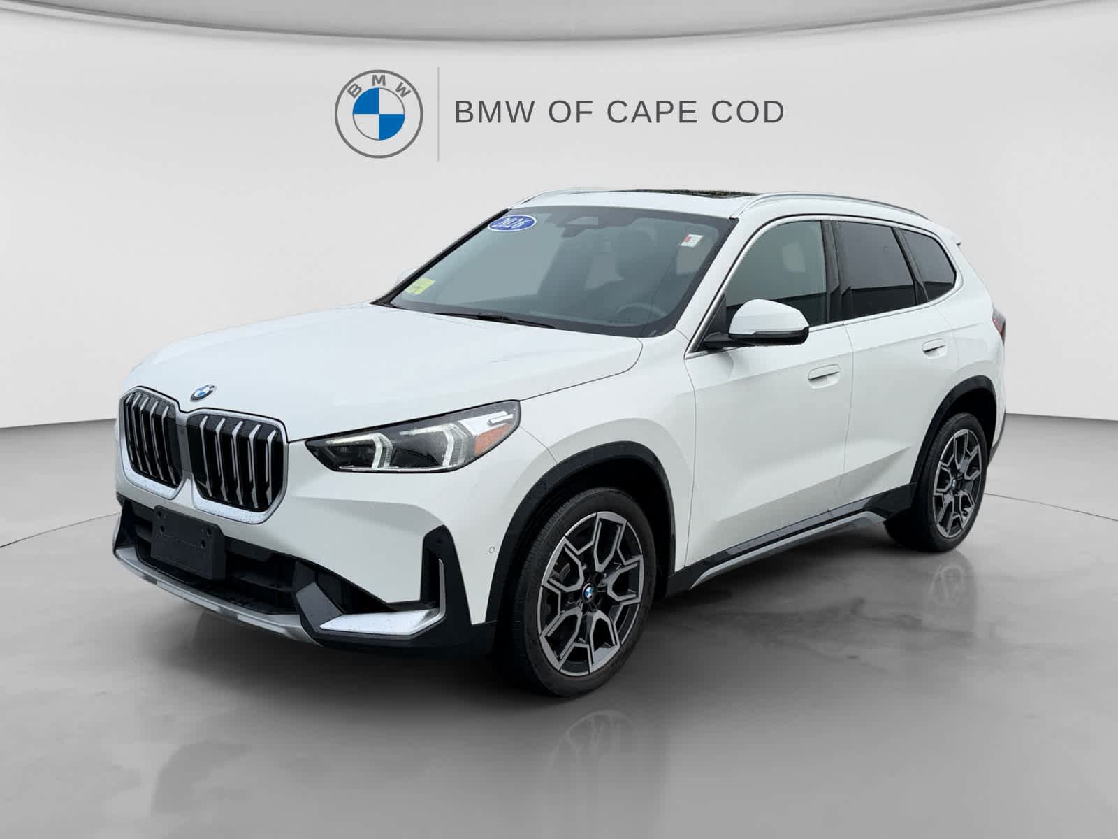 Used 2026 BMW X1 xDrive28i w/ Convenience Package AWD/4WD image 3