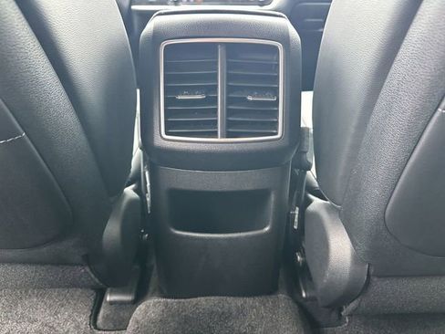 Used 2024 Kia Sportage EX image 21