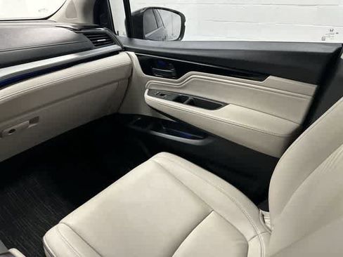 Certified 2025 Honda Odyssey Touring image 13