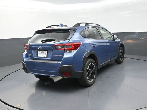 Used 2021 Subaru Crosstrek 2.0i Premium AWD/4WD image 11
