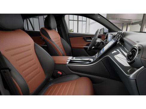 Certified 2024 Mercedes-Benz GLC 300 4MATIC image 4