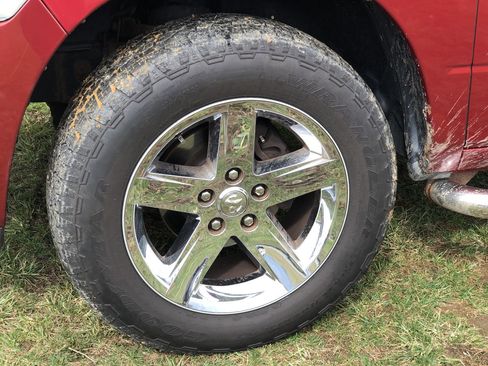 Used 2011 RAM 1500 Sport w/ Sport Premium Group image 2