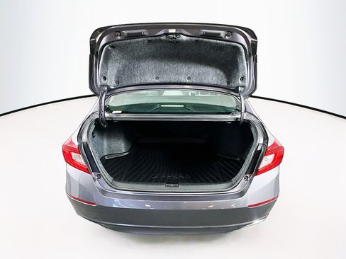 Used 2019 Honda Accord EX image 28