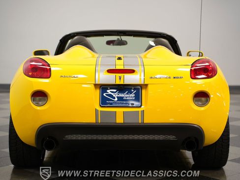 Used 2007 Pontiac Solstice GXP w/ Premium Package image 25