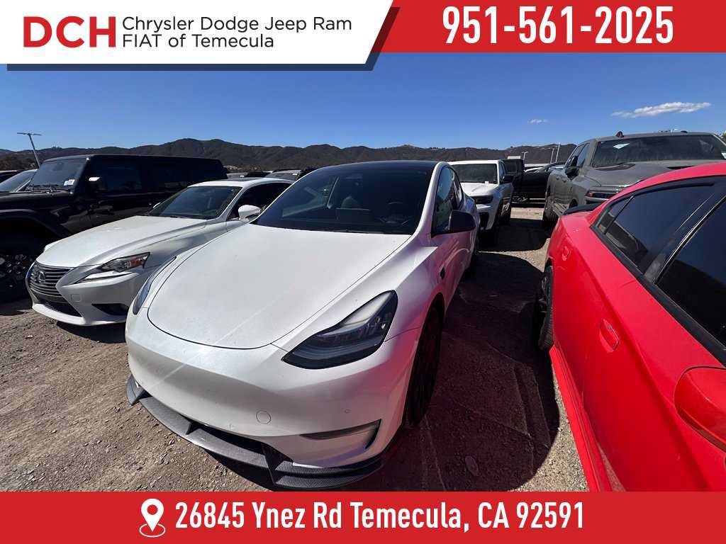Used 2021 Tesla Model Y Long Range AWD/4WD image 1