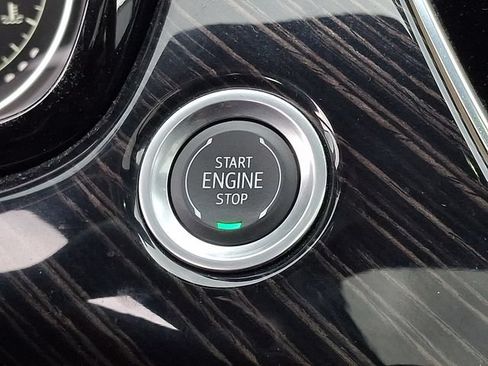 Certified 2024 Cadillac XT6 Premium Luxury w/ LPO, Floor Liner Package FWD image 20