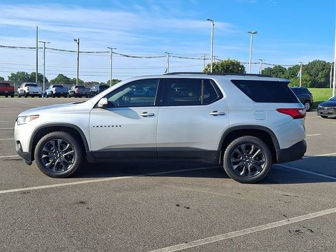 Used 2021 Chevrolet Traverse RS FWD image 8