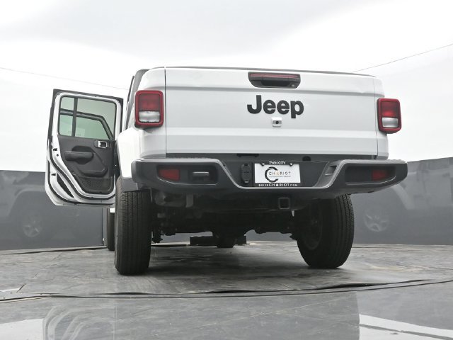 Used 2022 Jeep Gladiator Sport AWD/4WD image 65
