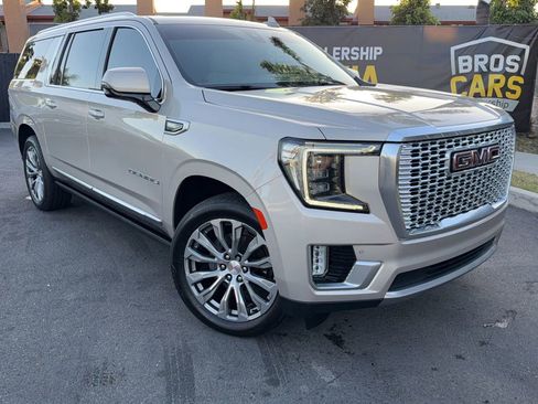 Used 2021 GMC Yukon XL Denali w/ Denali Ultimate Package image 2