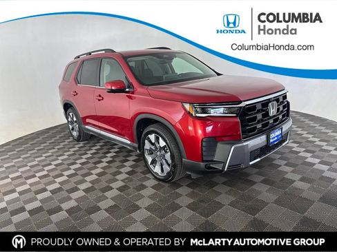 Certified 2026 Honda Pilot Touring image 1
