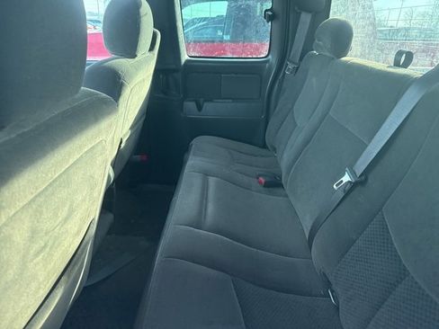 Used 2007 Chevrolet Silverado 1500 LT w/ Extended Cab Value Package image 4