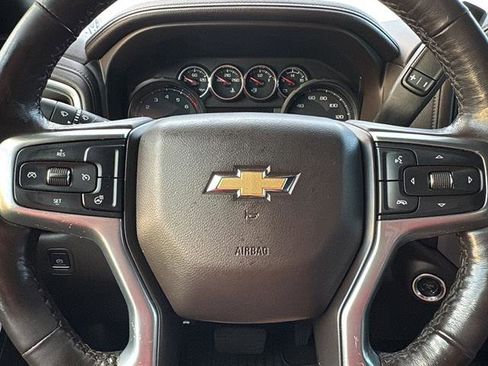 Used 2022 Chevrolet Silverado 2500 LTZ w/ LTZ Convenience Package image 15