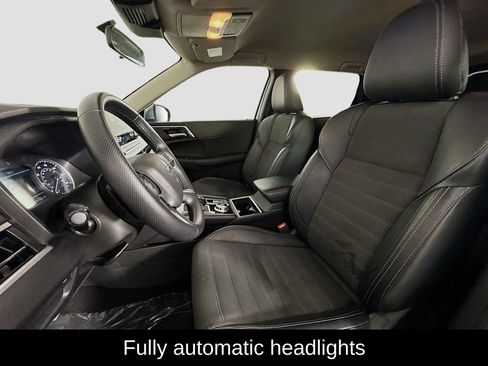 Used 2024 Mitsubishi Outlander SE image 10
