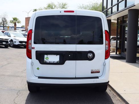 Used 2019 RAM ProMaster City Tradesman SLT image 12