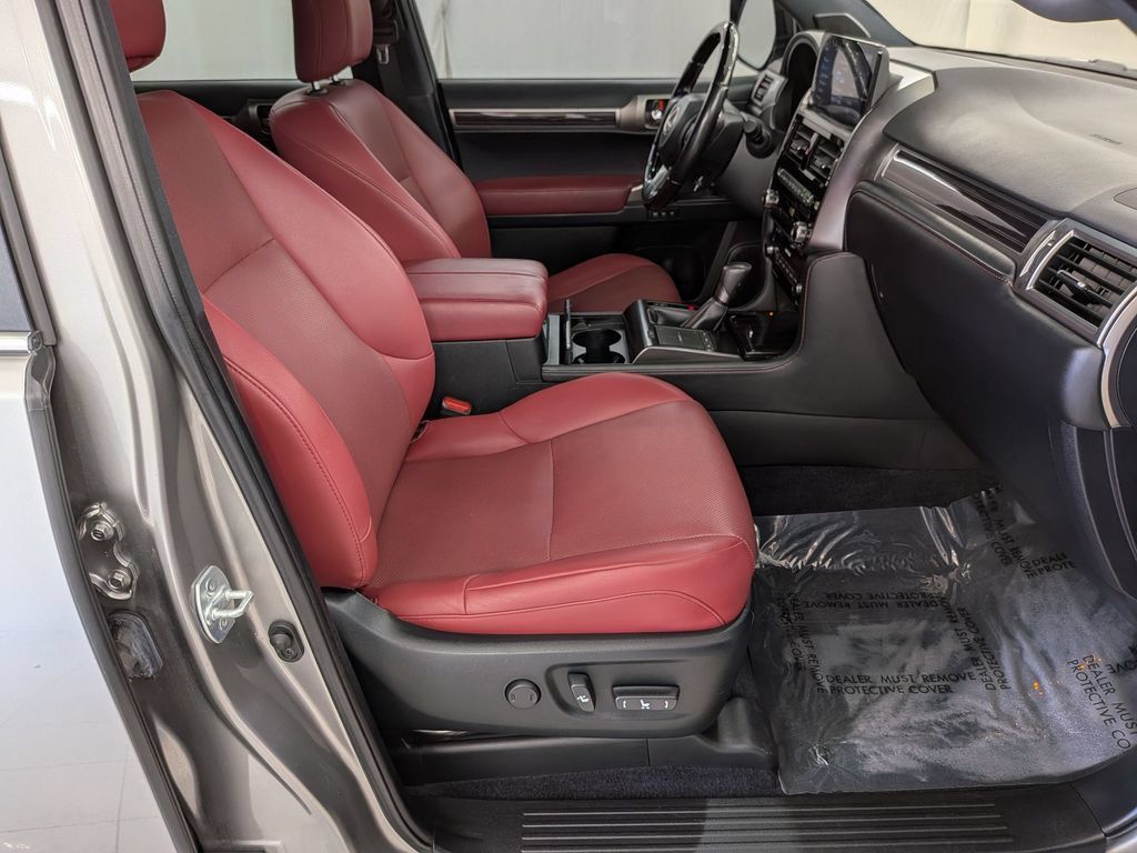 Used 2022 Lexus GX 460 Premium w/ Premium Package AWD/4WD image 37