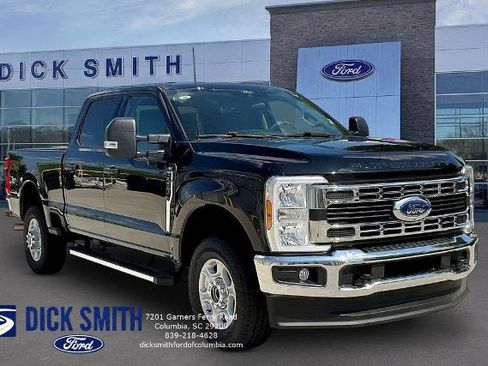 Certified 2025 Ford F250 XLT w/ 360-Degree Camera Package AWD/4WD image 3