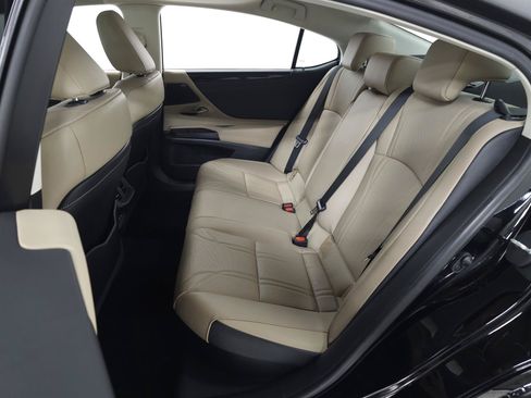Used 2021 Lexus ES 300h w/ Accessory Package 2 FWD image 35