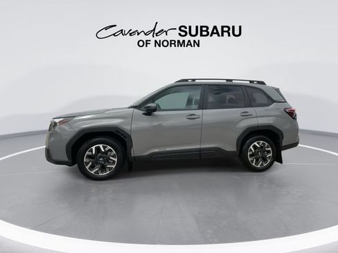 Used 2026 Subaru Forester Premium AWD/4WD image 5