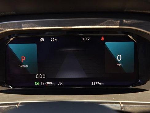 Certified 2025 Volkswagen Atlas Cross Sport SE FWD image 12