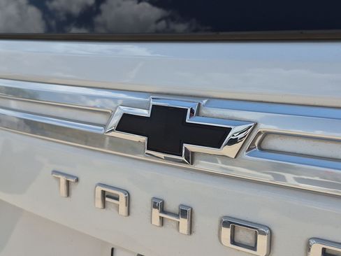Used 2021 Chevrolet Tahoe High Country AWD/4WD image 14