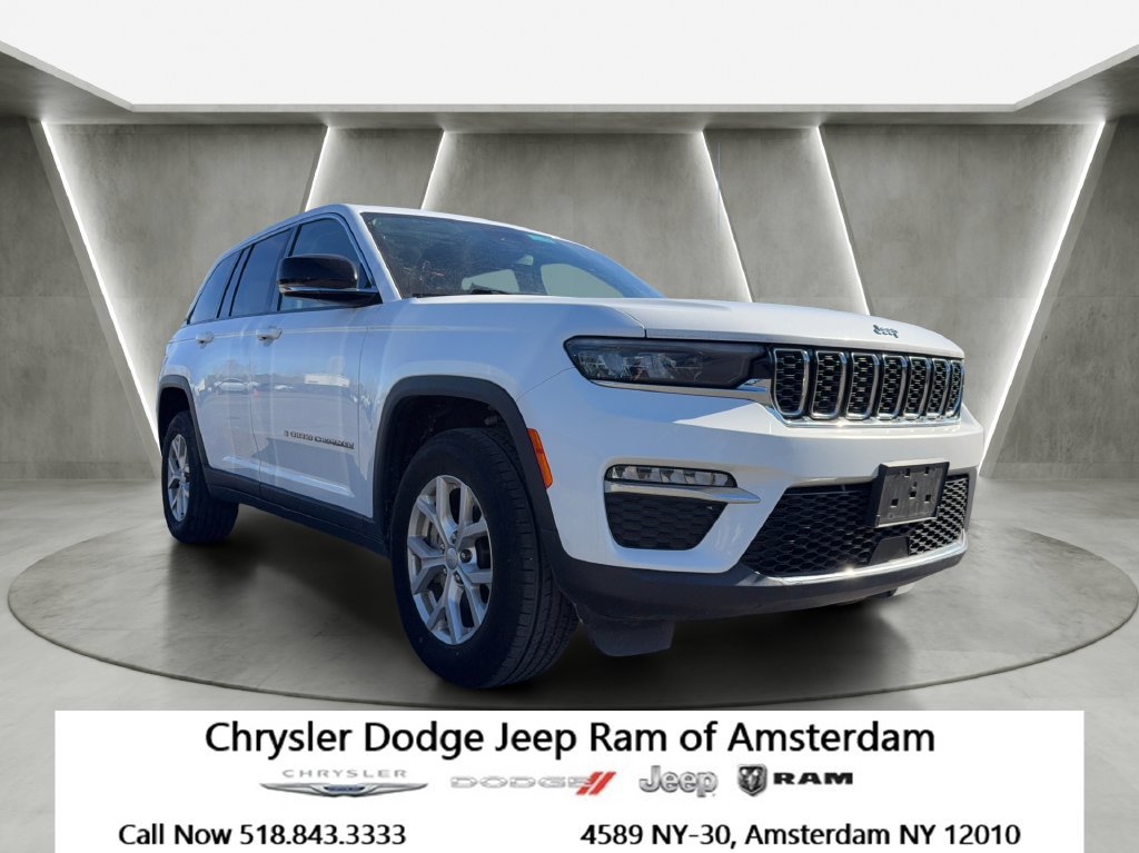 Used 2024 Jeep Grand Cherokee Limited AWD/4WD image 1