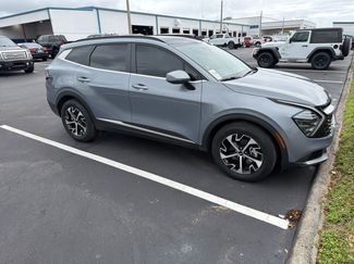 Used 2025 Kia Sportage EX w/ Premium Package video 1