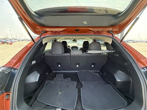 Used 2025 Subaru Crosstrek 2.0i Premium image 23