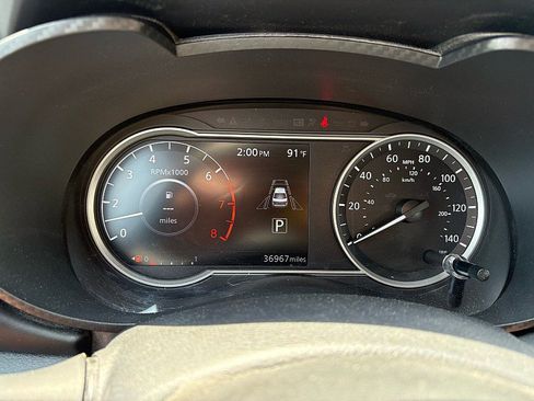 Used 2024 Nissan Versa SR w/ Trunk Package FWD image 16