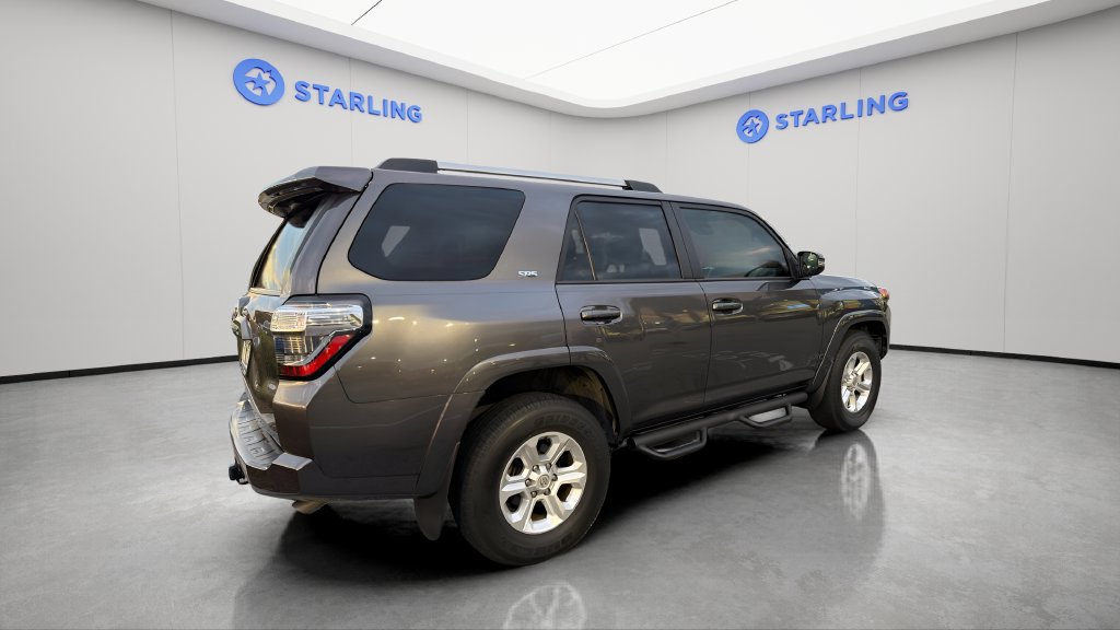 Used 2022 Toyota 4Runner SR5 Premium w/ Moonroof Package RWD image 2