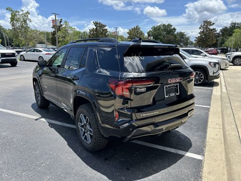 New 2026 GMC Terrain AT4 w/ Technology Package II image 6