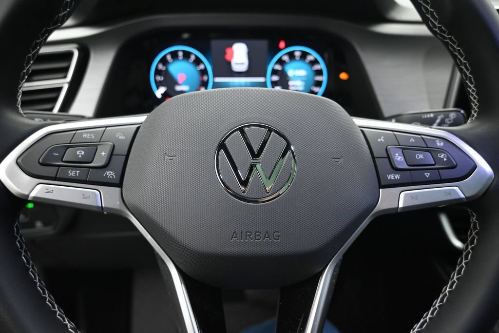 Used 2026 Volkswagen Atlas Cross Sport SE FWD image 11