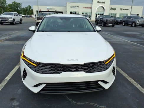 Used 2022 Kia K5 LXS AWD/4WD image 2
