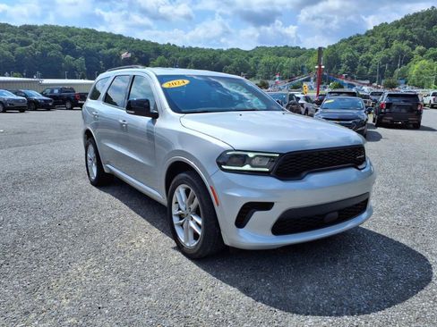 Used 2024 Dodge Durango GT image 6