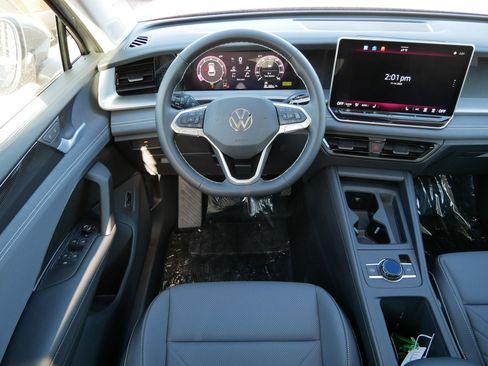 New 2026 Volkswagen Tiguan SE image 7