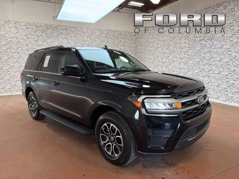 Used 2024 Ford Expedition XLT AWD/4WD image 1